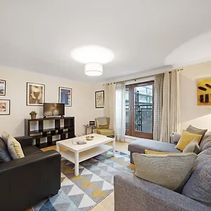 2 Bed Chic Near Shoreditch & Liverpool St Free Wifi & Parking By Aparts London